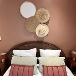 1 Des Remparts A 5 Mins De Charleville-mezieres Apartment *
