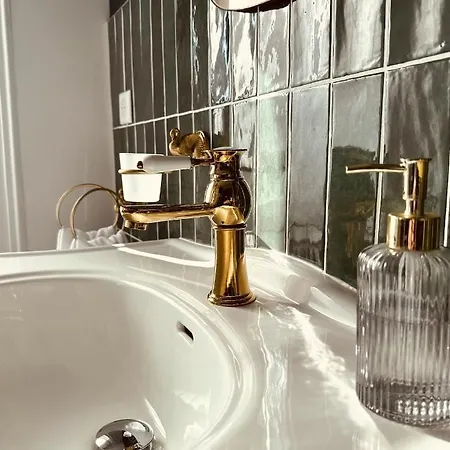 1 Des Remparts A 5 Mins De Charleville-mezieres Apartman *